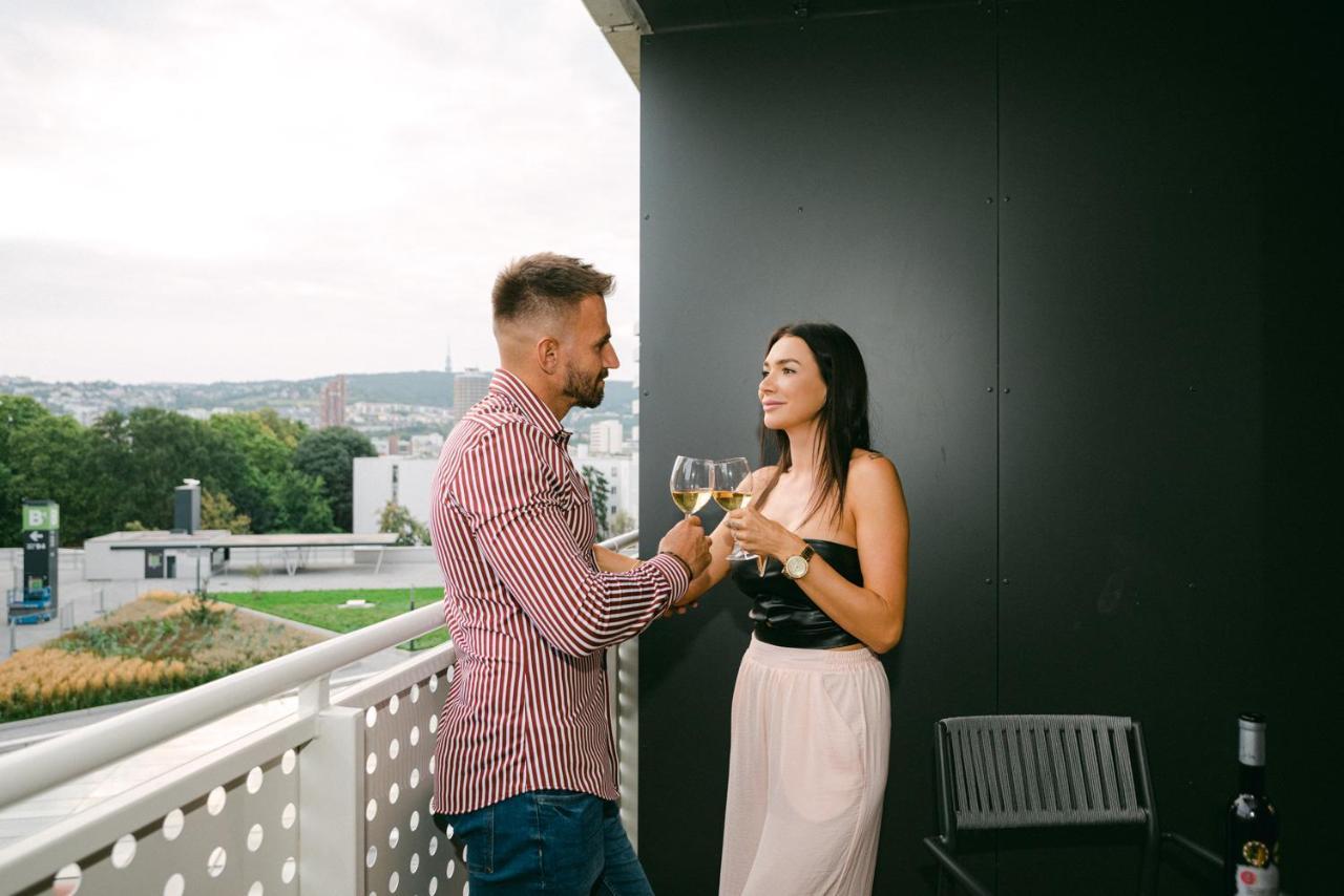 Svarog Unique Apartment Bratislava Buitenkant foto
